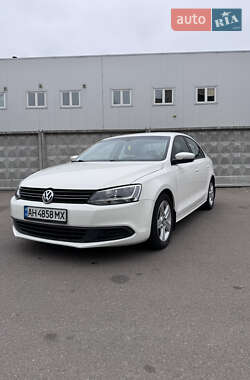 Седан Volkswagen Jetta 2012 в Киеве