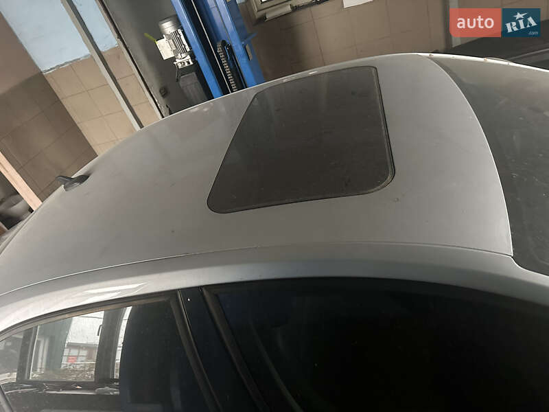 Седан Volkswagen Jetta 2011 в Києві