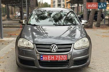 Седан Volkswagen Jetta 2007 в Киеве