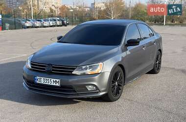 Седан Volkswagen Jetta 2015 в Запорожье