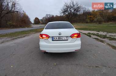 Седан Volkswagen Jetta 2014 в Дніпрі