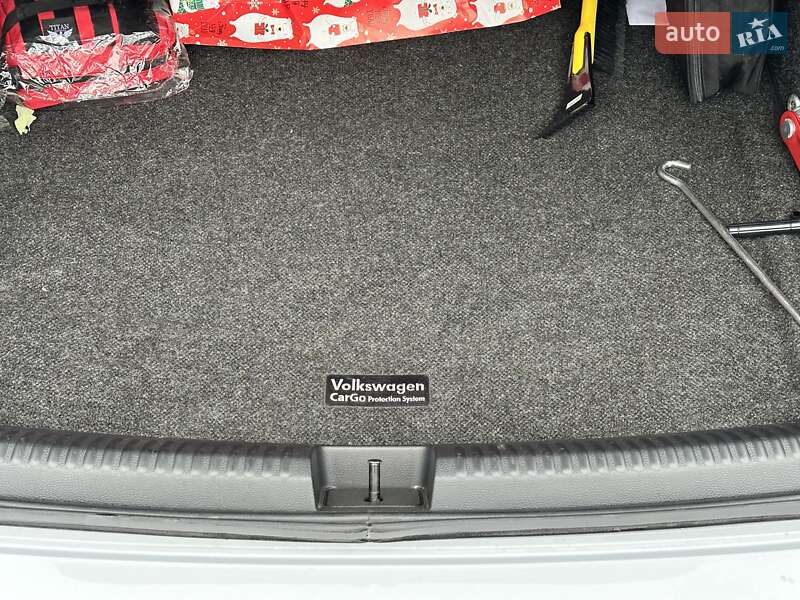 Седан Volkswagen Jetta 2017 в Киеве