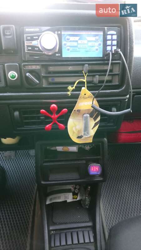 Седан Volkswagen Jetta 1989 в Кропивницком