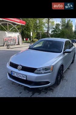 Седан Volkswagen Jetta 2011 в Львові