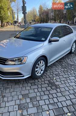 Седан Volkswagen Jetta 2015 в Кривому Розі