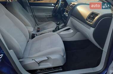 Седан Volkswagen Jetta 2006 в Хмельницькому