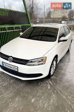 Седан Volkswagen Jetta 2012 в Чернигове