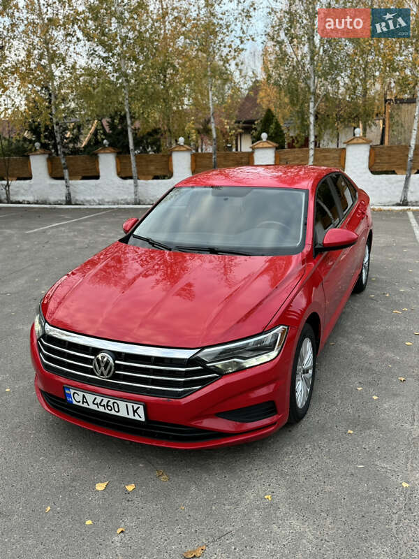 Седан Volkswagen Jetta 2019 в Черкассах