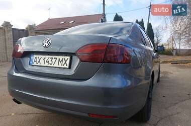 Седан Volkswagen Jetta 2013 в Люботине