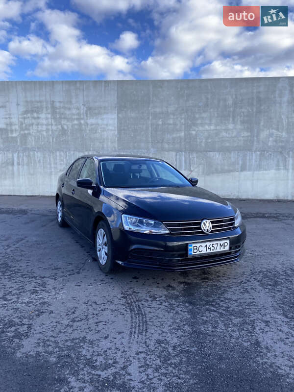 Седан Volkswagen Jetta 2016 в Львові