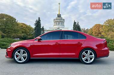 Седан Volkswagen Jetta 2017 в Киеве