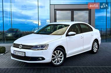 Седан Volkswagen Jetta 2012 в Дніпрі