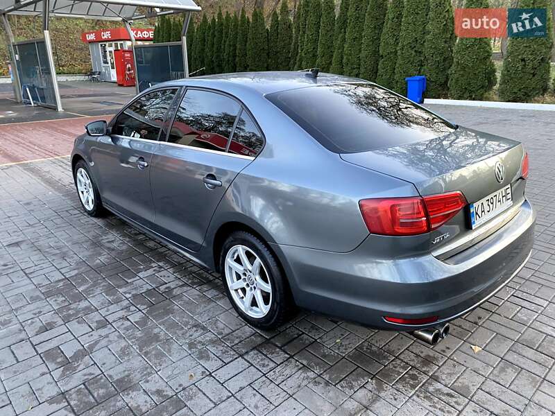 Седан Volkswagen Jetta 2014 в Киеве