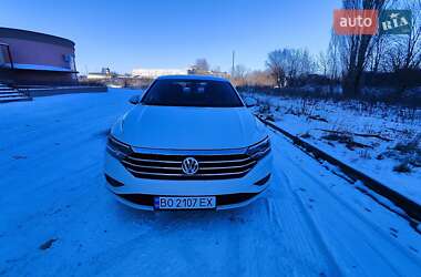 Седан Volkswagen Jetta 2018 в Тернополі