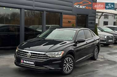 Седан Volkswagen Jetta 2019 в Рівному