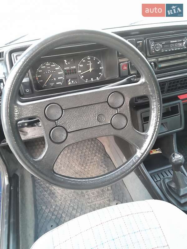 Седан Volkswagen Jetta 1987 в Черкассах