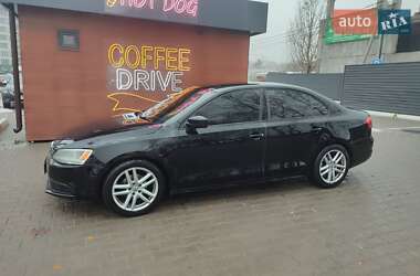 Седан Volkswagen Jetta 2014 в Киеве