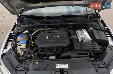 Седан Volkswagen Jetta 2014 в Николаеве