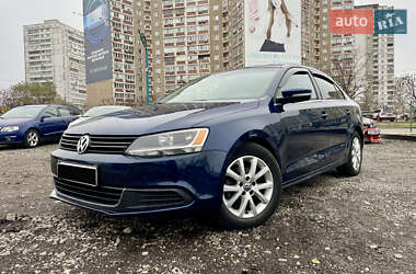 Седан Volkswagen Jetta 2014 в Києві