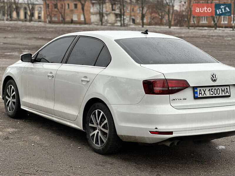 Седан Volkswagen Jetta 2017 в Харкові