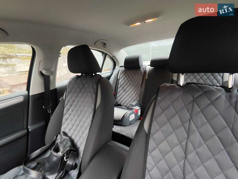 Седан Volkswagen Jetta 2017 в Києві