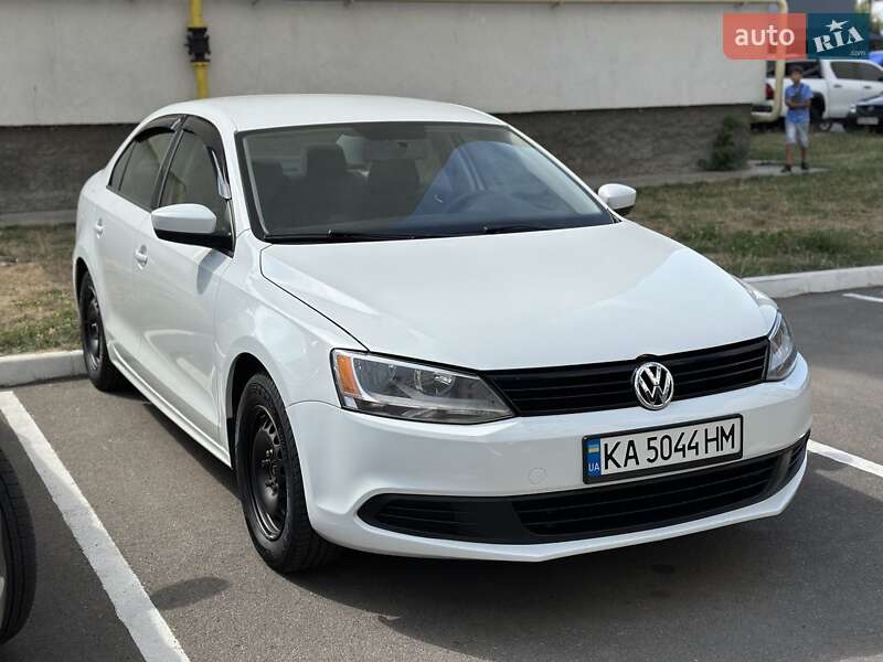 Volkswagen Jetta 2014
