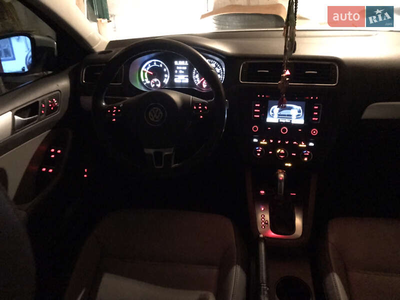 Седан Volkswagen Jetta 2012 в Яготині