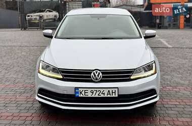 Седан Volkswagen Jetta 2017 в Дніпрі