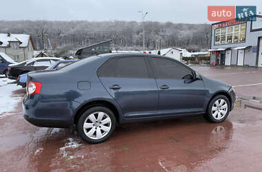 Седан Volkswagen Jetta 2006 в Теребовле