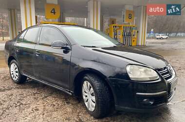 Седан Volkswagen Jetta 2008 в Києві