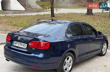 Седан Volkswagen Jetta 2012 в Запоріжжі