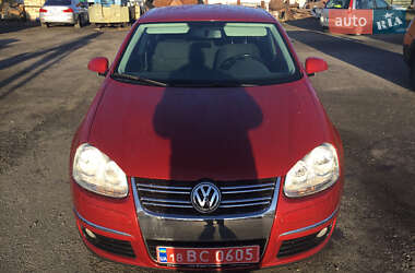 Седан Volkswagen Jetta 2009 в Дубні