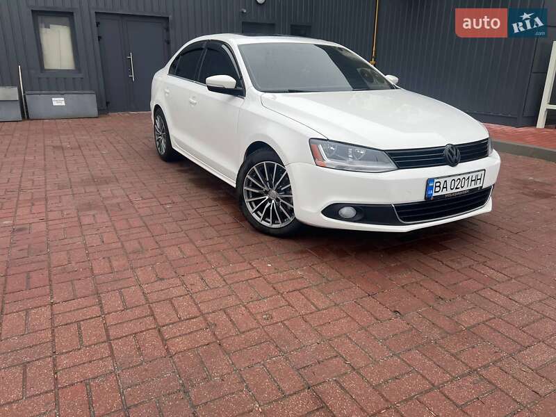 Седан Volkswagen Jetta 2013 в Знаменке