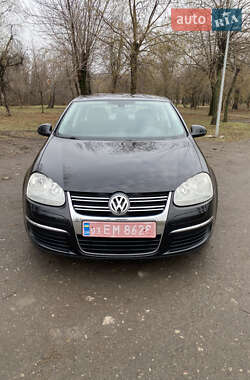 Седан Volkswagen Jetta 2006 в Кривому Розі