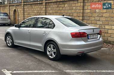 Седан Volkswagen Jetta 2011 в Киеве