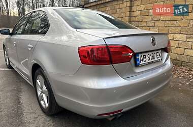 Седан Volkswagen Jetta 2011 в Киеве