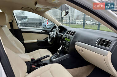 Седан Volkswagen Jetta 2012 в Киеве