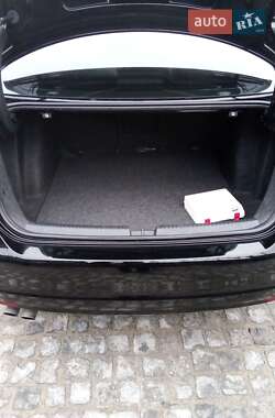 Седан Volkswagen Jetta 2012 в 