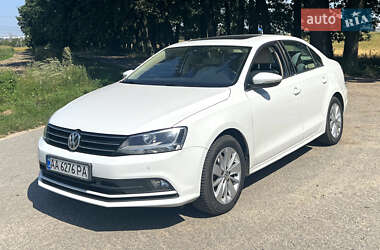 Седан Volkswagen Jetta 2016 в Києві