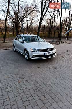 Седан Volkswagen Jetta 2015 в Дніпрі