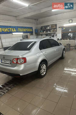 Седан Volkswagen Jetta 2007 в Богодухіву