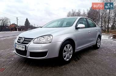 Седан Volkswagen Jetta 2006 в Любомлі