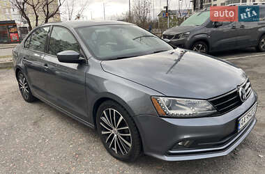 Седан Volkswagen Jetta 2015 в Киеве