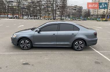 Седан Volkswagen Jetta 2012 в Киеве