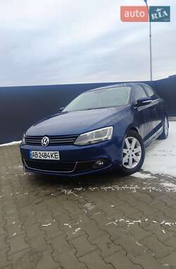 Седан Volkswagen Jetta 2011 в Летичіві