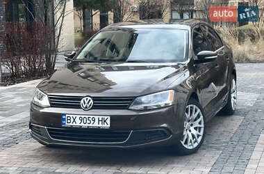 Седан Volkswagen Jetta 2013 в Києві