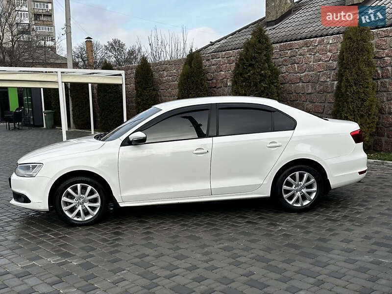 Седан Volkswagen Jetta 2012 в Кропивницькому
