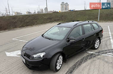 Універсал Volkswagen Jetta 2010 в Києві