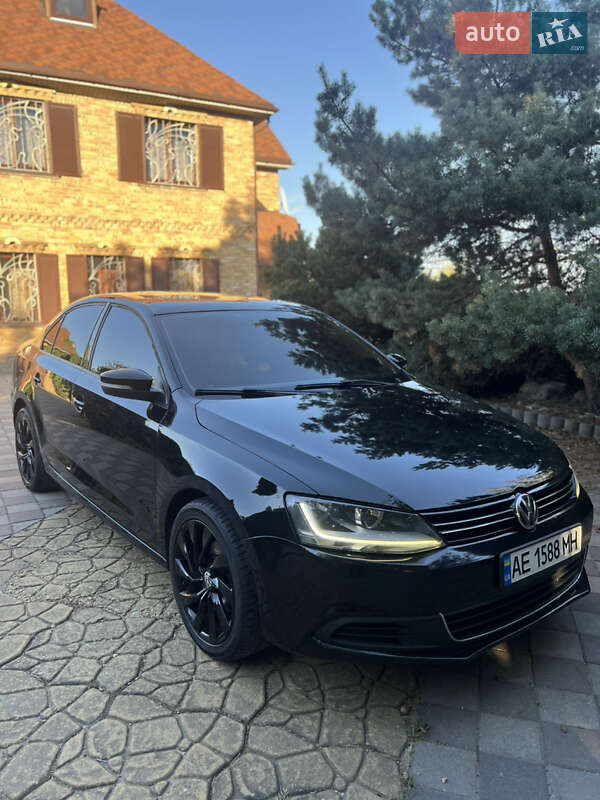 Volkswagen Jetta 2011