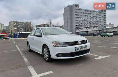 Седан Volkswagen Jetta 2014 в Києві